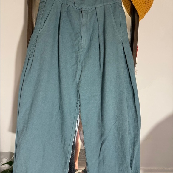 Free people ( pants) size-Small - Picture 3 of 5